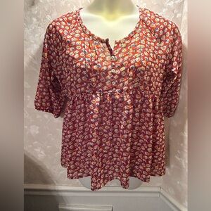 Empire Red Background Colorful 3/4 Sleeve Top